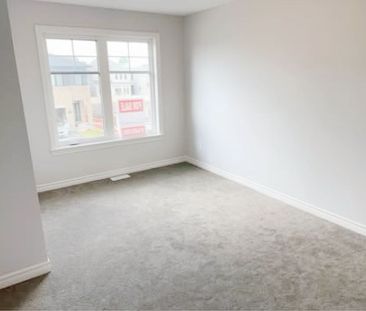 For Lease - 704 Pipit Lane, Barrhaven, Ontario - Photo 4