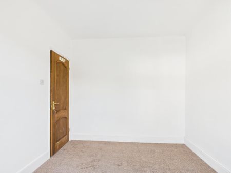 3 bedroom detached bungalow to rent - Photo 5