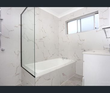 29 Turana Street, Coombabah, Qld 4216 - Photo 5