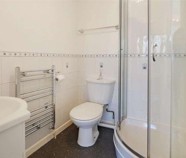 Tamar Way, Tangmere, PO20 - Photo 2