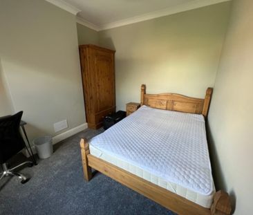 4 Bed Student Accommodation - Photo 1