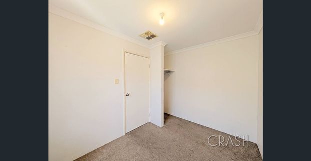 New carpet - 4x2 House in Huntingdale with Covered Patio - Photo 1