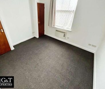 Flat, Comberton Terrace, Kidderminster, DY10 - Photo 3