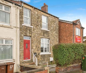 3 bedroom end of terrace house to rent - Photo 4