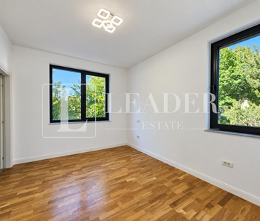 Luxury Villa with Private Pool and Double Garage | Pipera - Photo 4