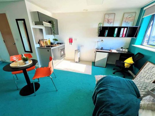 Premier Studio - Photo 1