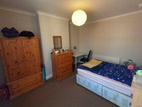 Cliff Mount, Woodhouse, Leeds - Photo 3