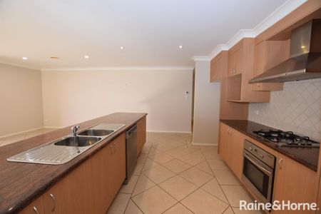 47 Lister Drive, Orange, NSW 2800 - Photo 3