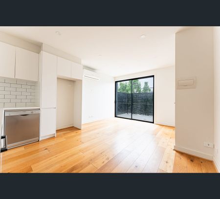 6/16A Leonard Crescent, Ascot Vale, Vic 3032 - Photo 4