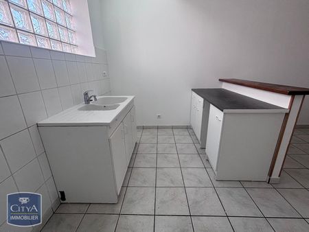 Location Maison 4 pièces 78m² VILLEFRANCHE SUR SAONE 69400 - Photo 3