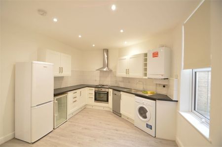 Baker Street, WEYBRIDGE, KT13 - Photo 5