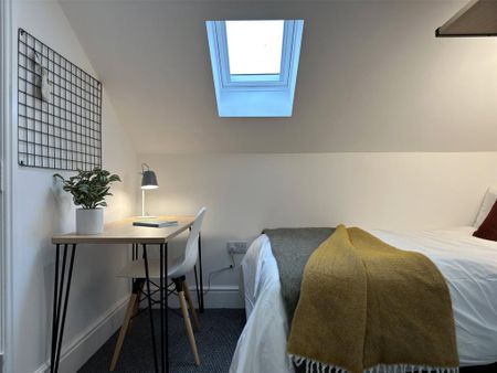 1 bedroom in a house share to rent - Photo 5