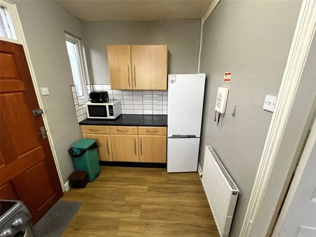 Deiniol Road, Bangor, LL57 - Photo 4
