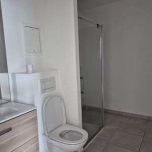 Location Appartement 2 pièces 45m² LILLE 59000 - Photo 2
