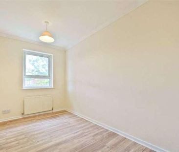 Arnett Avenue, Finchampstead, Wokingham, RG40 - Photo 1