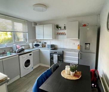 41 Kearney Gardens, Bangor, BT19 1QR - Photo 6