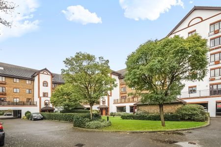 Sopwith Way, Kingston Upon Thames, Surrey, KT2 - Photo 5