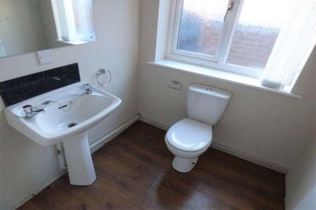 Dale Street, Runcorn, WA7 - Photo 3