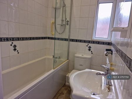 1 bedroom terraced house to rent - Photo 4