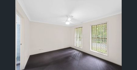 Beautiful Lowset Home Backing Onto Bushland – Family Living in Peaceful Mount Cotton - Photo 4
