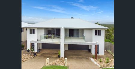 Modern 3-Bedroom Duplex Just Minutes from the Beach! - Photo 2