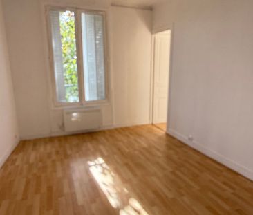 Appartement à louer 2 pièces • Le Bourget - Photo 1