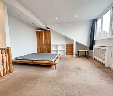 Woodside Avenue, Burley - Photo 2