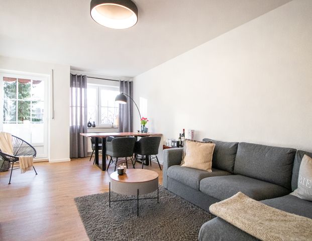 Top ausgestattete Wohnung mit Einbauküche und Tiefgarage im Bielefelder Westen - Photo 1