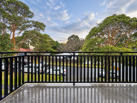 Spacious & Stylish Three-Bedroom Apartment in a Prime North Strathfield Location - Photo 5