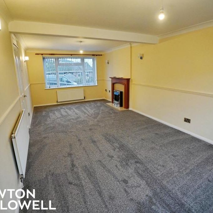 3 bedroom semi-detached house to rent - Photo 1