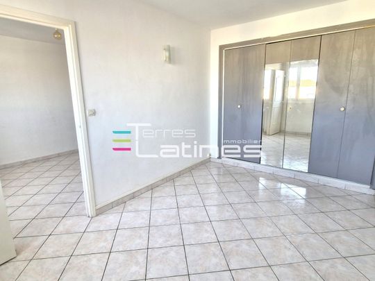 Location Appartement 2 pièces 40m² NIMES 30000 - Photo 1