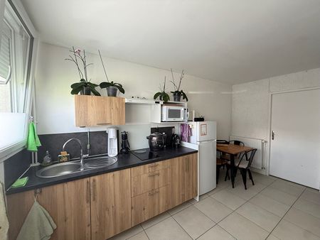Location appartement 1 pièce, 28.13m², La Roche-sur-Yon - Photo 3