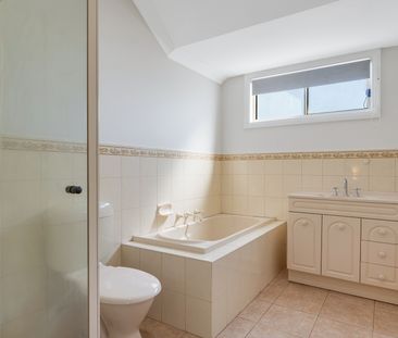 Freshly Refurbished Three-Bedroom Unit - Photo 6