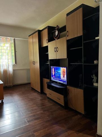 Nerva traian parter vasile carlova - Fotografie 3