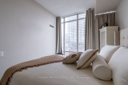 For Lease - 15 Windermere Avenue Unit# 512, Toronto, Ontario - Photo 5