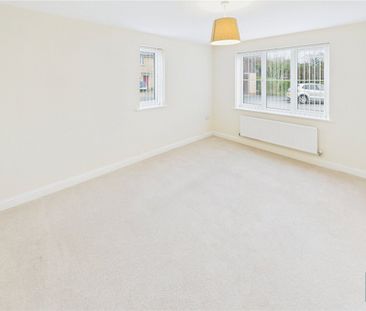 Moyle Park, Hilperton, Trowbridge, Wiltshire, BA14 - Photo 2