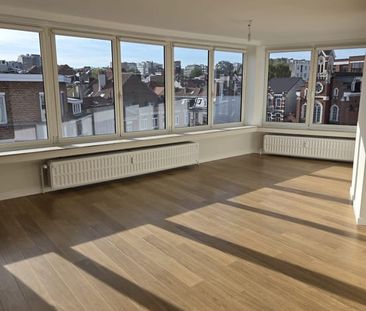 Appartement te huur - Foto 1