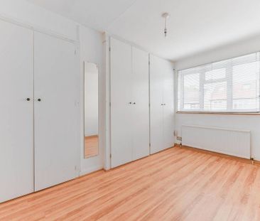 3 bedroom house to rent - Photo 3