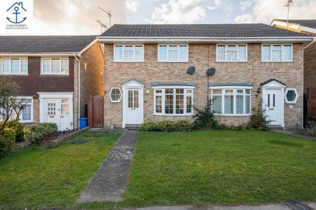 3 bedroom semi-detached house to rent - Photo 5