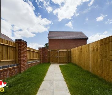 Rose Workman Road, Winnycroft, Gloucester - Photo 1