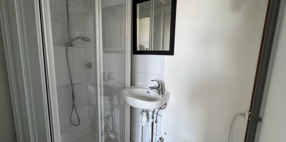 Location Appartement 1 pièce 12m² ORLEANS 45000 - Photo 3