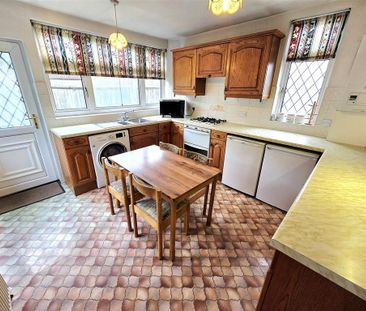 3 bedroom bungalow to rent - Photo 6