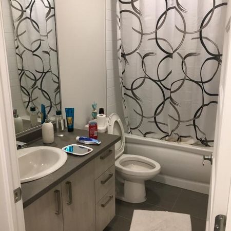 4 1/2 À LOUER - Photo 3