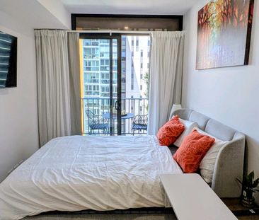 ✨ Fully Furnished Studio Apartment in the Heart of the CBD ✨ - Photo 3