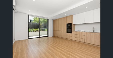 Welcome to "KOI Apartments" Northmead - Photo 2