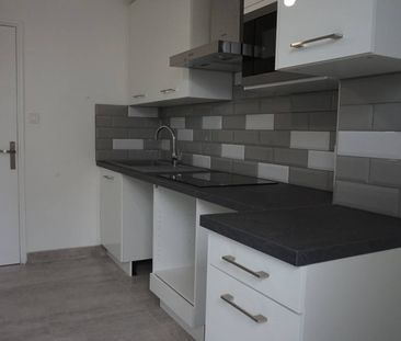 Louer appartement 3 pièces 56 m2 Saint Barnabé 13012 Marseille - Photo 1