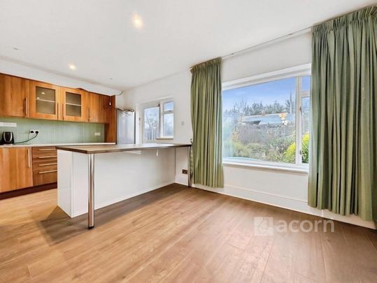 4 bedroom semi-detached house to rent - Photo 1