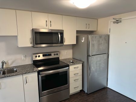 For Lease - 104 Summit Ridge Drive Unit# 206, Guelph, Ontario - Photo 5