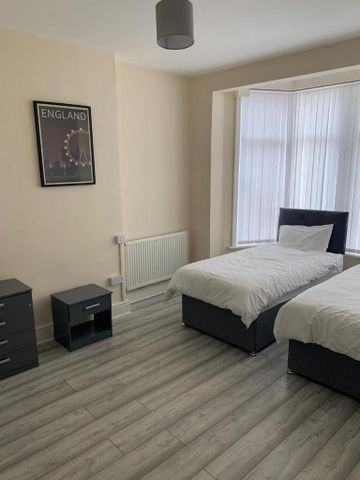 26 bedroom property to rent - Photo 5