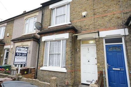 Parker Road, Grays, RM17 - Photo 3